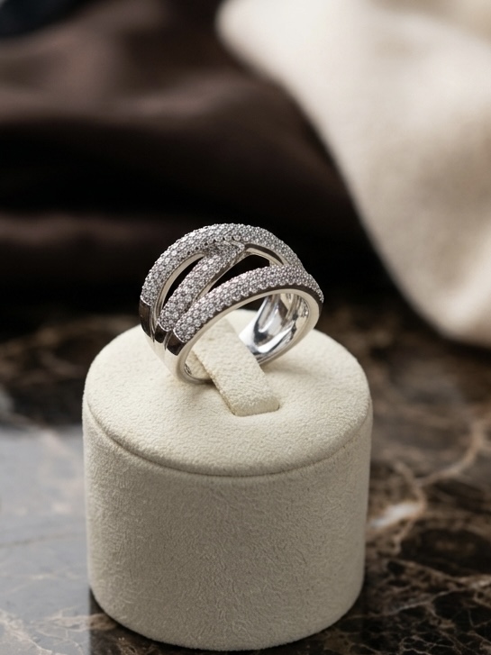 Elaris Ring